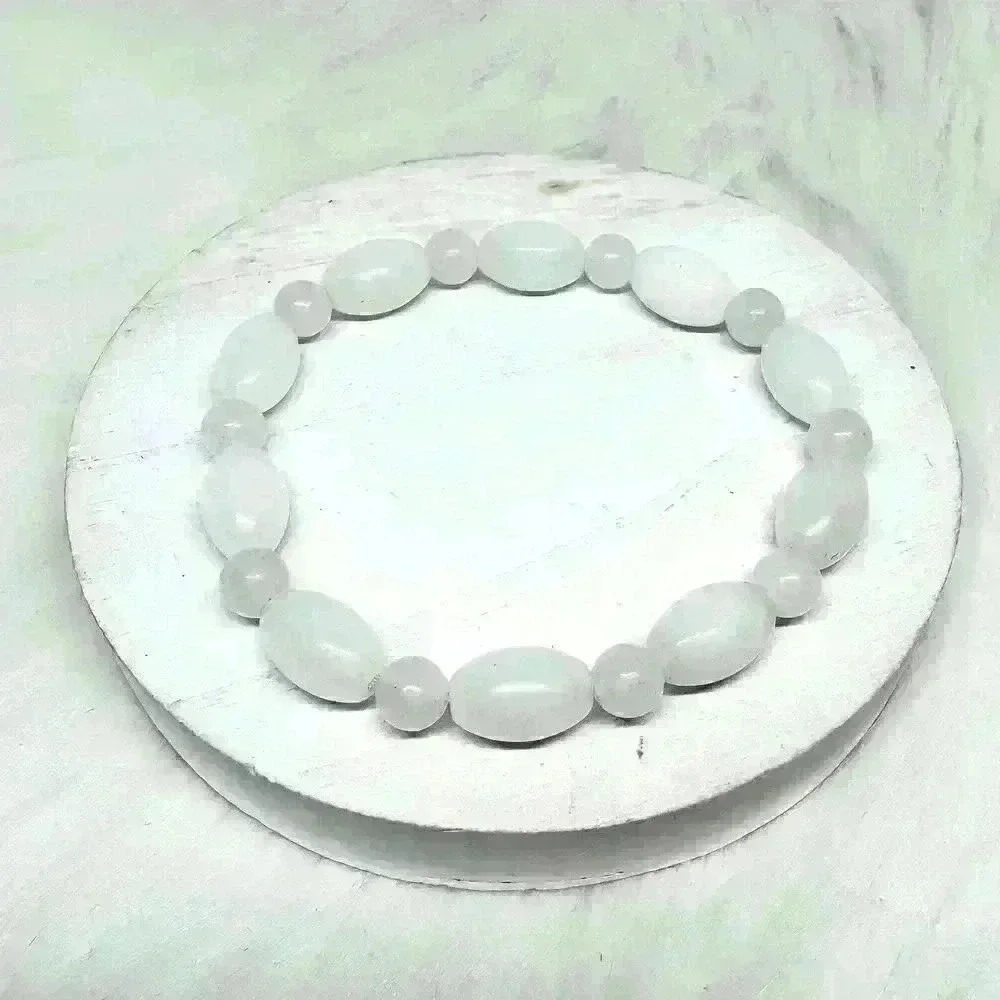 White Rabbit Beaded Bracelet - Picture 6 of 6
